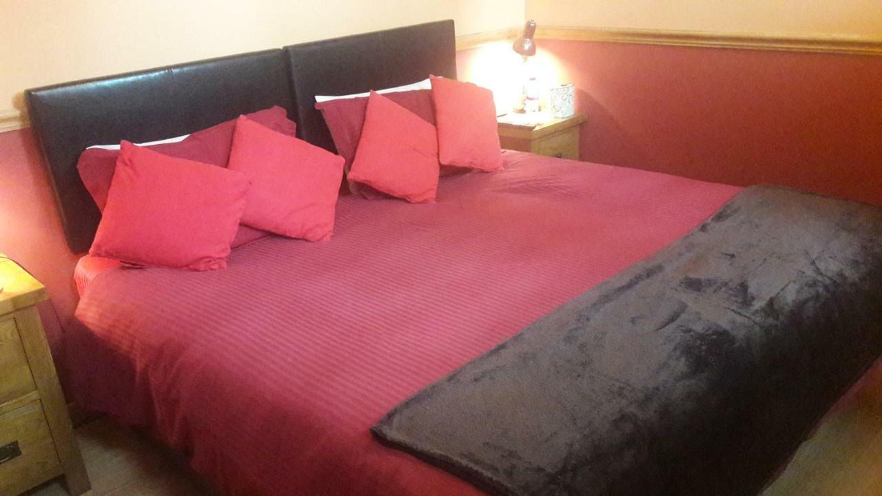 Leven And Linnhe Apartments, West Highland Way Holidays Kinlochleven Buitenkant foto